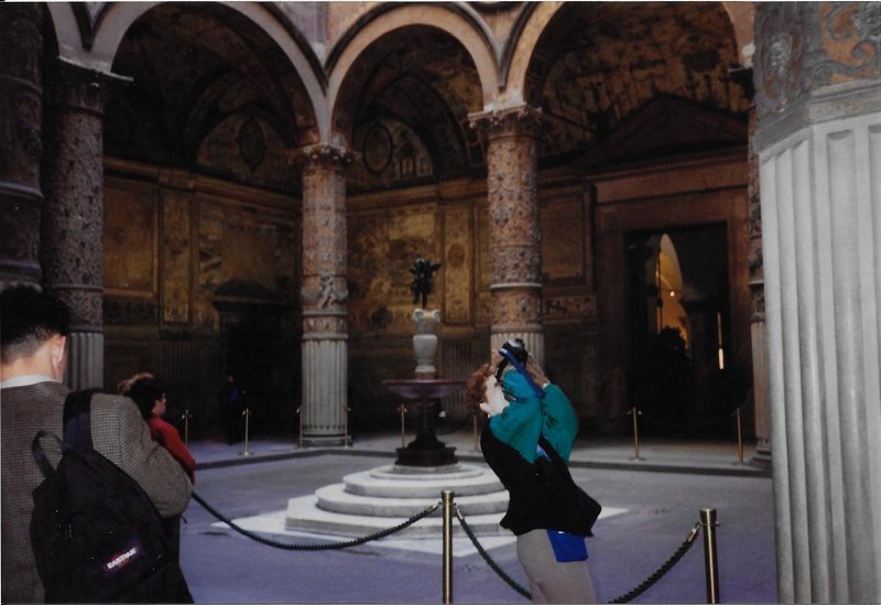 199803xx - 005 Venice, Florence, Rome Pam.jpg